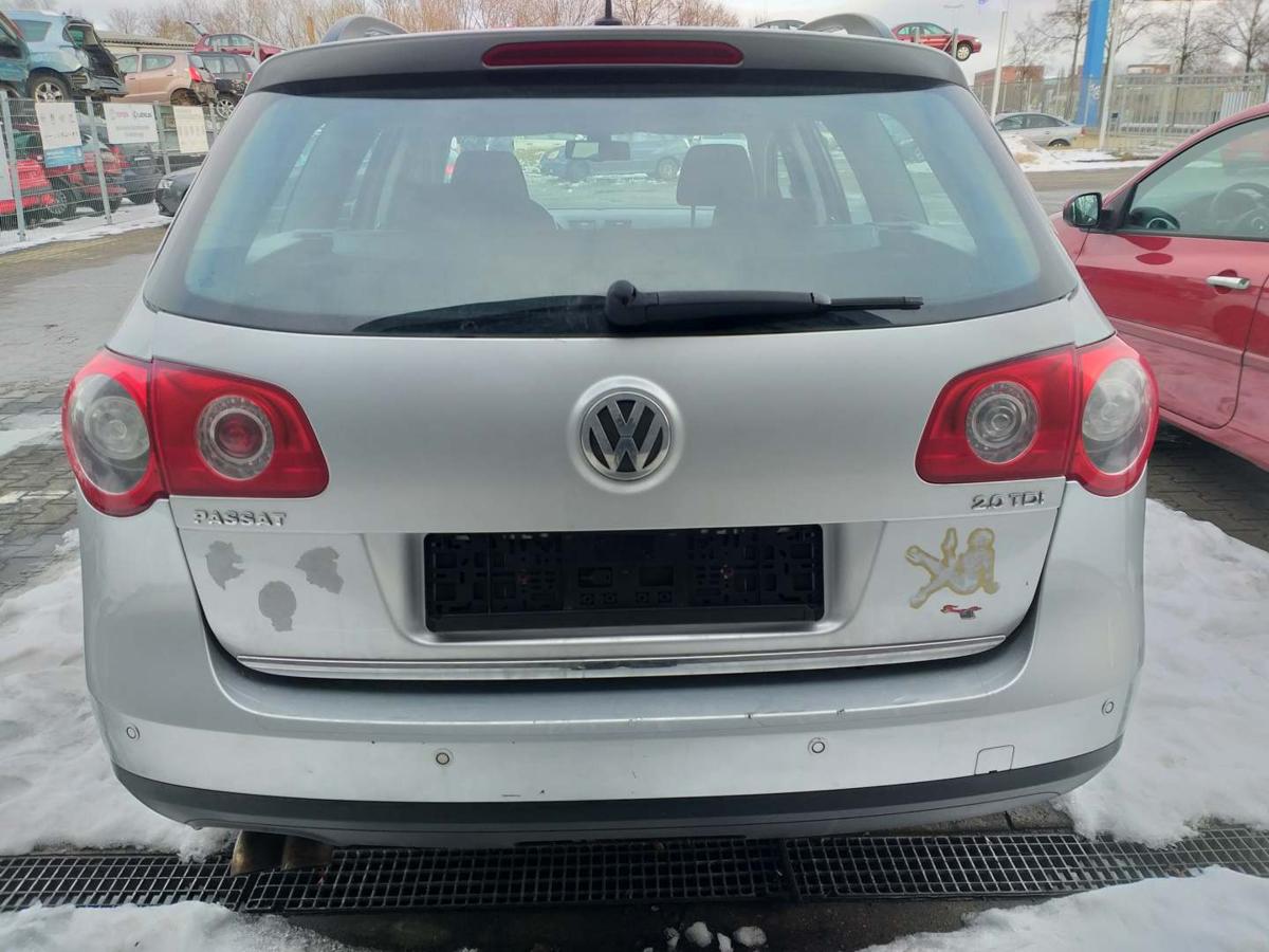 VW Passat 3C original Sto&szlig;stange Stossf&auml;nger hinten LA7W Reflexsilber Kombi Variant Bj.2006